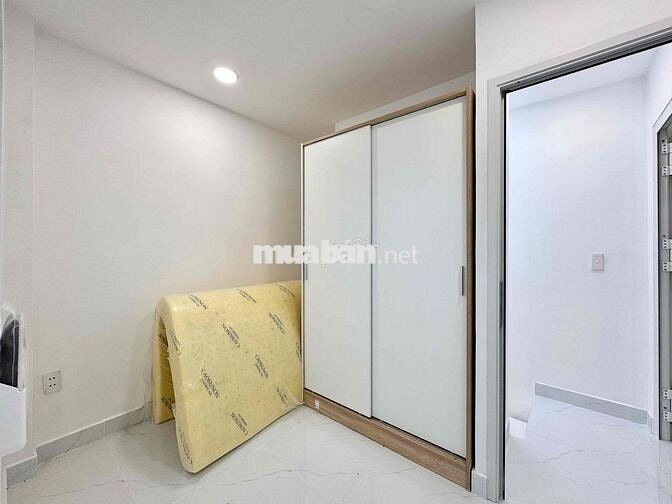 CĂN HỘ 2PN BANCONG 60m2 - LỐI ĐI RIÊNG - NGAY TÔN ĐẢN, QUẬN 4