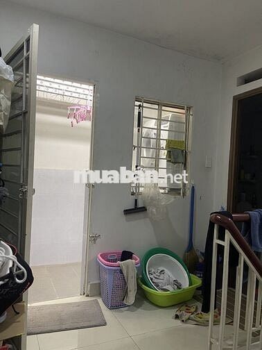 Nhà dt55m2 đúc 1 lầu 3pn hẻm 8m Lê Văn Quới, P. BT Đông, Q. Bình Tân