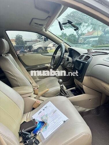 Ford Laser tập lái  2004 Ghia 1.8 MT - 200000 km