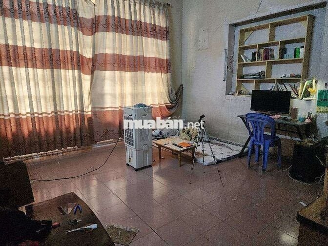 HẺM XE TẢI THÔNG HUỲNH THỊ HAI, DT  6x 26 GIÁ 7.5 TỶ