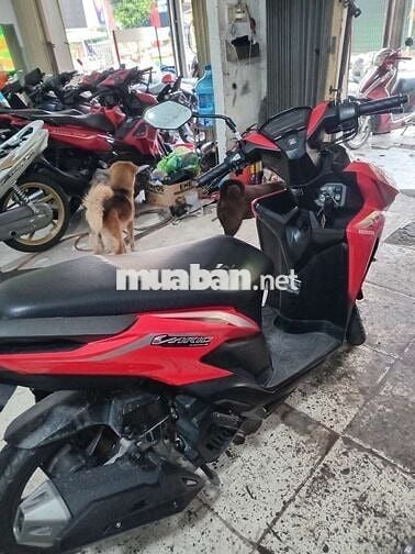 Honda Vario màu Đỏ