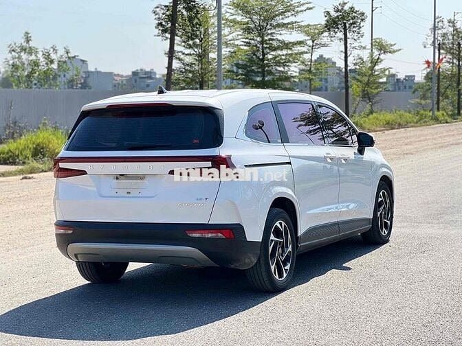 Hyundai Custin Đặc Biệt 1.5T sản xuất 2023