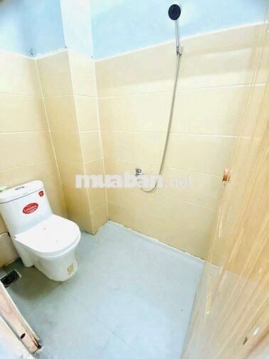 TRỌ HƯNG PHÚ CHO THUÊ 60MV 2PN. LỘ 20M. Hành lang, pk, wc