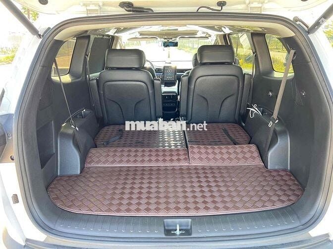 Hyundai Custin Đặc Biệt 1.5T sản xuất 2023