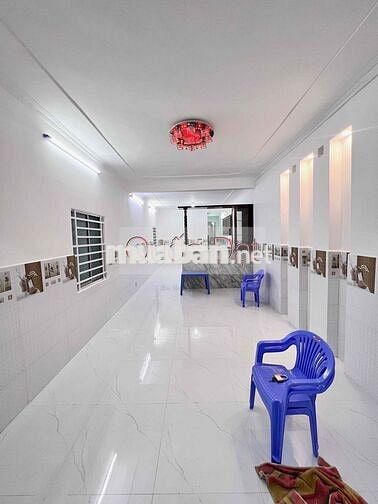 NHÀ THUÊ GẦN CÔNG VIÊN LƯU HỮU PHƯỚC XE Ô TÔ ĐẬU TRONG NHÀ