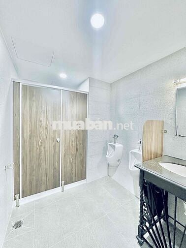 CHO THUÊ OFFICE DTSD 1800M2 MỚI HOÀN CÔNG - CÁCH SÂN BAY 5 PHÚT XE MÁY