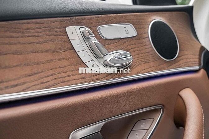 LONG ANH AUTO về Mercedes E200 model 2018