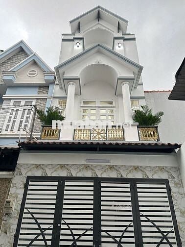 Nhà 3 Lầu Mới Rộng Đúc Kiên Cố Hẻm Đẹp 6M Đường Nguyễn Ảnh Thủ Q12