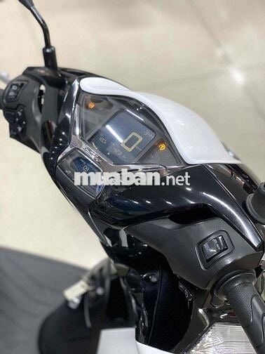 Sh160 ABS mẫu 2024 odo lướt 1 chủ biển SàiGòn.