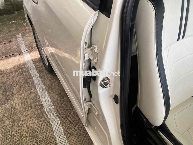 Toyota Yaris 2016 G CVT - 125000 km