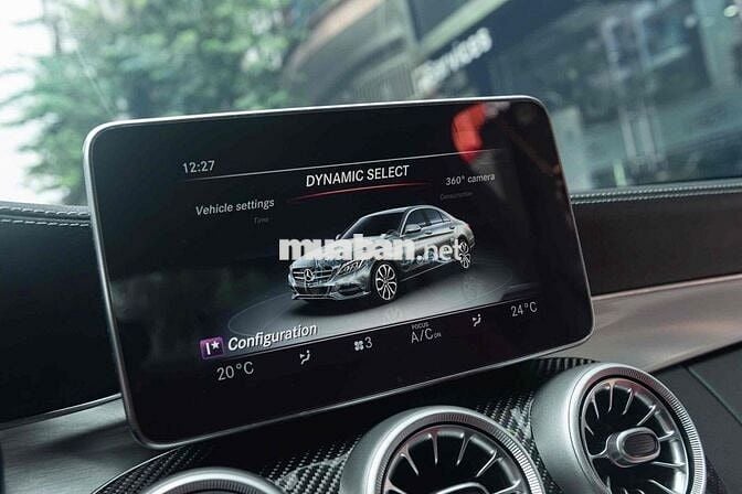 LONG ANH AUTO về Mercedes C300 AMG model 2018