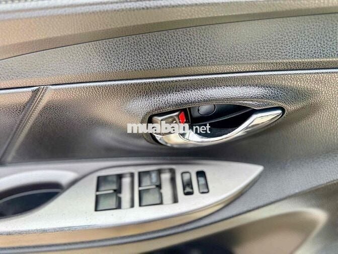 Toyota Yaris 2016 G CVT - 125000 km