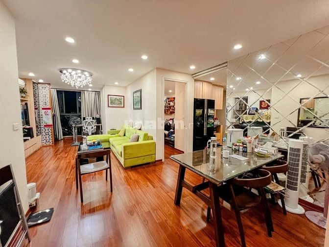 Bán căn hộ chung cư Fafilm VNT Tower gần Royal City 