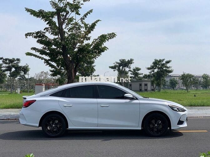 MG MG5 2024 STD như mới full hãng - 4000 km