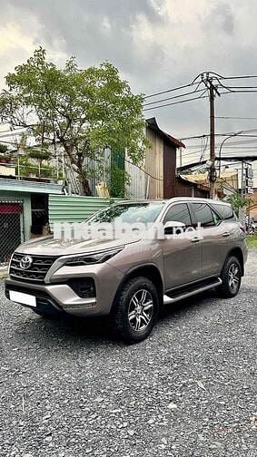 Toyota Fortuner 2.4L 4x2 MT sản xuất 2022