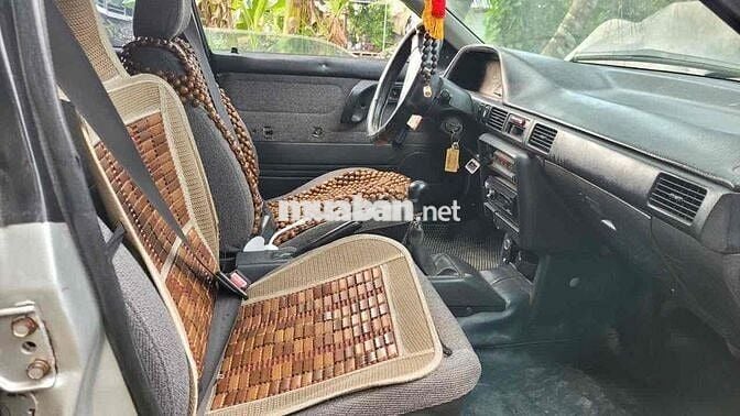 Mazda 323 1995 - 150000 km