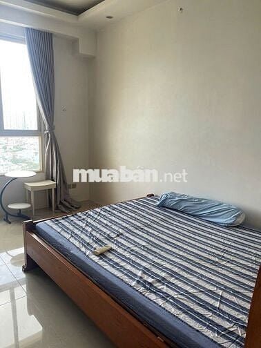 Cho thuê căn hộ Đức Khải Q7. 97m2 3PN 2WC Full NT. Giá chỉ 11 triệu.