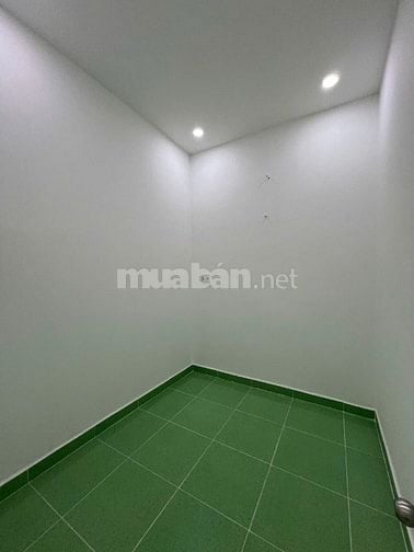 Bán nhà đẹp Trần Văn Mười Hóc Môn, gần Chợ Chữ S, đường thông 5m