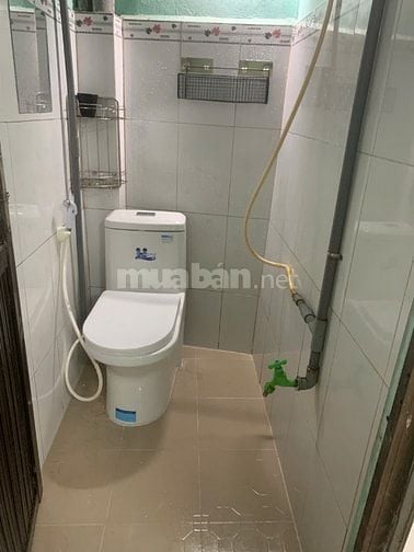 Phòng trọ dưới đất tại quận 8 gần chợ, trường học và có bếp riêng