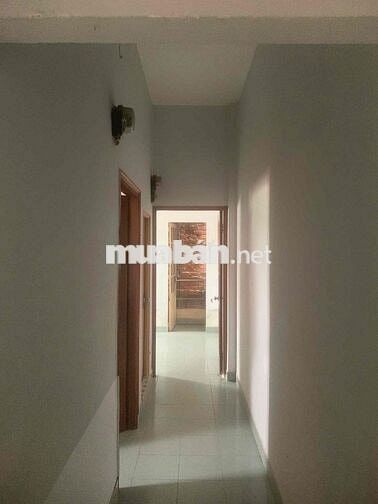 cho thuê nhà nguyên căn mặt tiền sát kí túc xá làng đại học