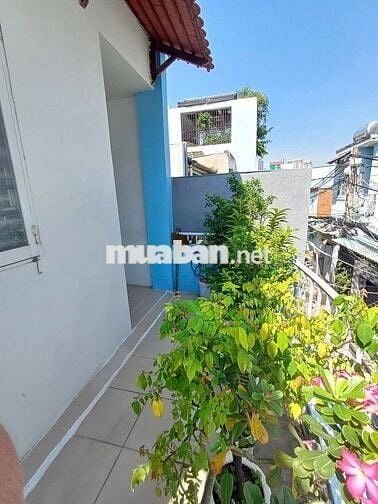 BÁN NHÀ QUẬN 4 – HẺM 3M – ĐẸP, NGAY TRUNG TÂM