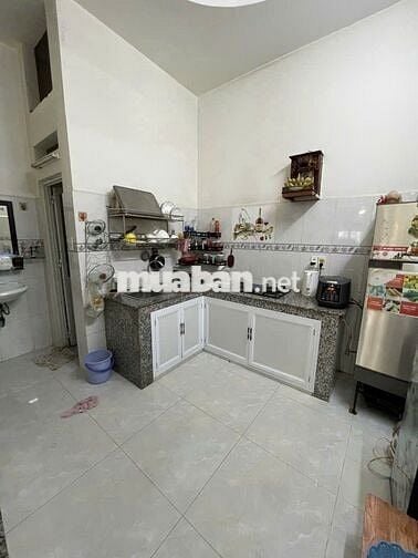 CẦN BÁN GẤP NHÀ 3 TẦNG GẦN LÊ THÚC HOẠCH