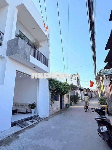 *** 1căn nhà lầu sổ riêng thổ cư  mới 100% KP1 Tân Hiệp