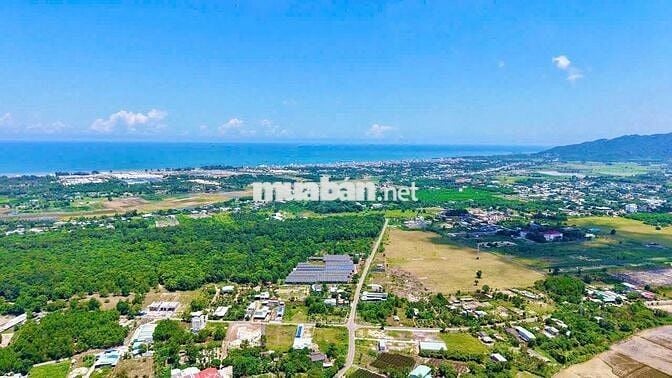 CHỦ KẸT BANK BÁN GẤP LÔ CÁCH BIỂN 5p - DT 130m2 NGANG 5 SẴN 80m THỔ CƯ