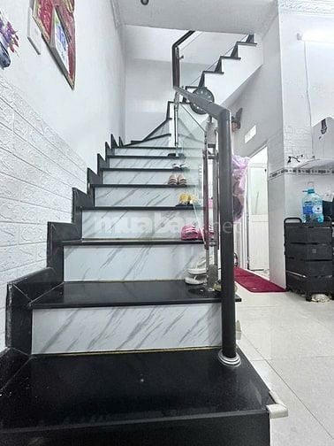 Bán nhà Nguyễn Tư Giản, Hẻm 47/ gần chợ Phạm Văn Bạch