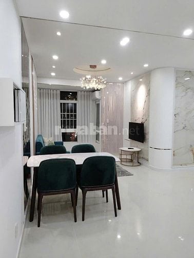 Bán Căn Hộ Cao Cấp Sky Garden View Sông View Q1