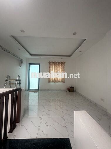 Phân lô Bùi Huy Bích, 33m x 5T, ôtô, KD, không quy hoạch, giá siêu hời