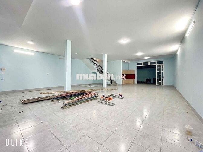 Cho thuê mặt bằng 1T1L (2 tầng trống suốt- dtsd 450m2)P. Trảng Dài.