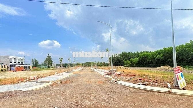 Gia Đình cần bán lô đất ngay đường Ông Binh, P, Tân Triều