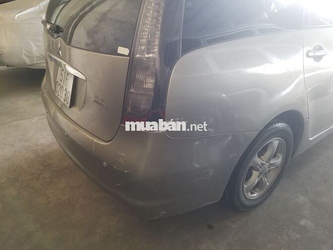 Mitsubishi Grandis 2006 2.4 AT - 170000 km