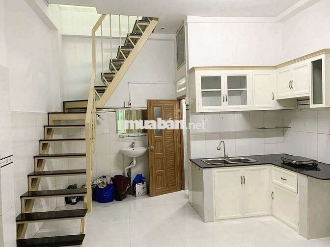 Nhà thuê Nguyễn Sơn. Quận Tân Phú (1pn, 2wc) hẻm ba gác. Dtsd 64m2