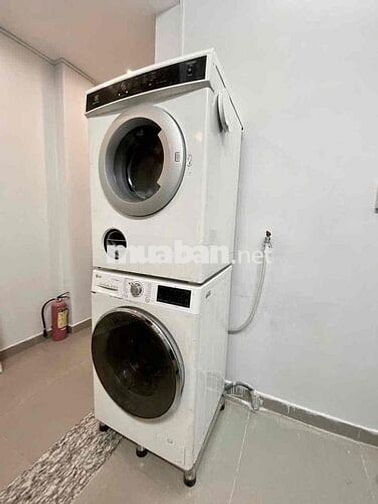 Bình Thạnh (Hàng Xanh). Tách bếp.