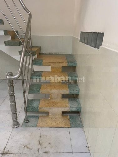 CHO THUÊ NHÀ GẦN METRO BÌNH PHÚ. NHÀ CƯ XÁ ĐÀI RA ĐA.