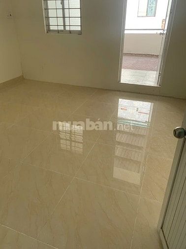 CHO THUÊ NHÀ GẦN METRO BÌNH PHÚ. NHÀ CƯ XÁ ĐÀI RA ĐA.