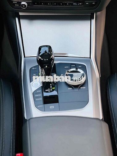BMW 320i Sport Line Model 2022 siêu lướt 23.000km