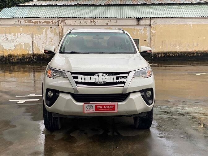 Toyota Fortuner 2018 2.4G 4x2 - 126000 km