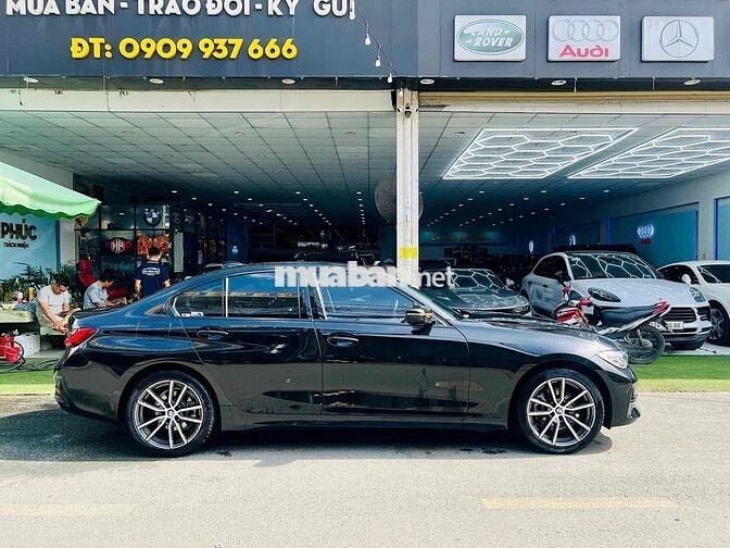 BMW 320i Sport Line Model 2022 siêu lướt 23.000km