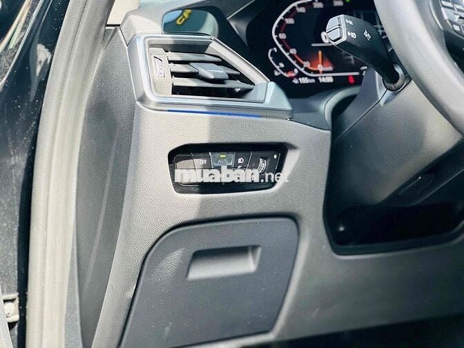 BMW 320i Sport Line Model 2022 siêu lướt 23.000km