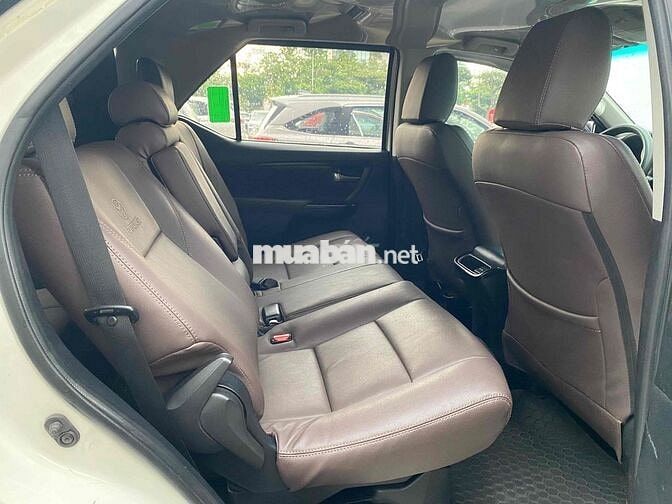 Toyota Fortuner 2018 2.4G 4x2 - 126000 km