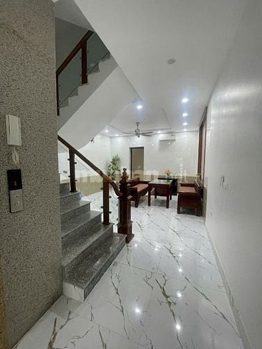 CẦN BÁN GẤP LIỀN KỀ  ĐÔ THỊ TÂN TÂY ĐÔ HOÀI ĐỨC 95m2 XÂY 5 TẦNG THANG 