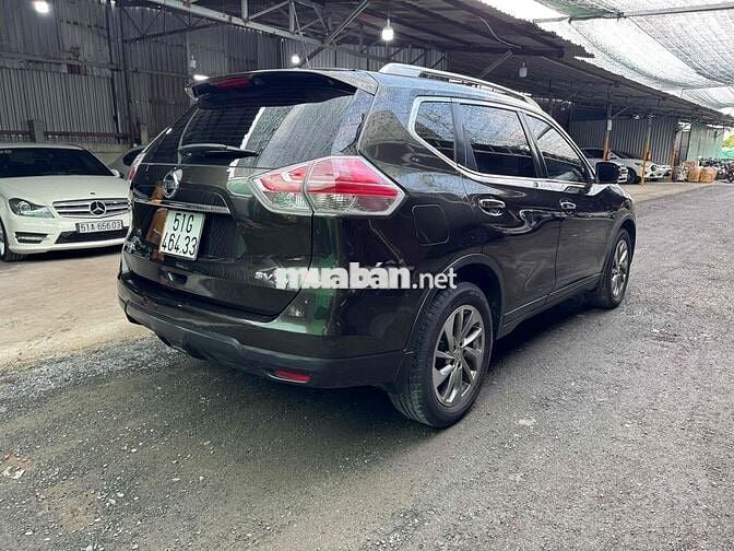 Nissan X trail 2017 2.5 SV 4WD - 100000 km