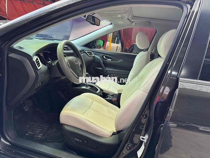 Nissan X trail 2017 2.5 SV 4WD - 100000 km