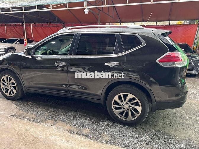 Nissan X trail 2017 2.5 SV 4WD - 100000 km