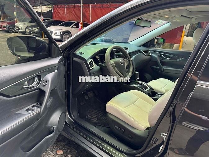 Nissan X trail 2017 2.5 SV 4WD - 100000 km