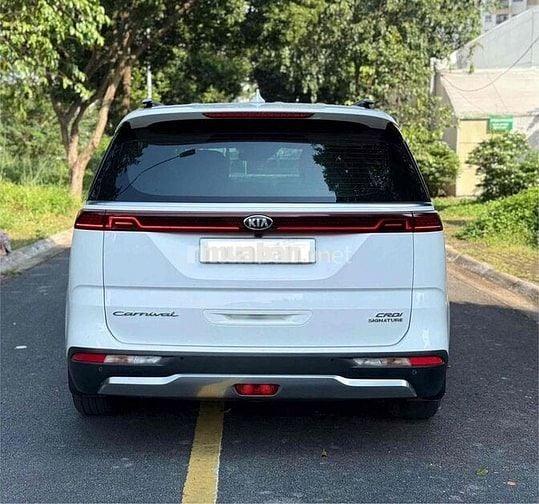Kia Carnival 2021 2.2D Signature cao cấp, giá tốt