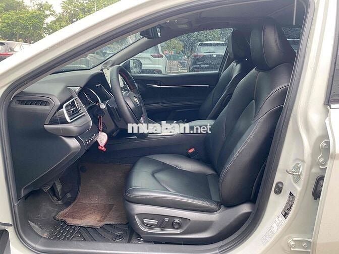 Toyota Camry 2022 2.5 Q - 59000 km